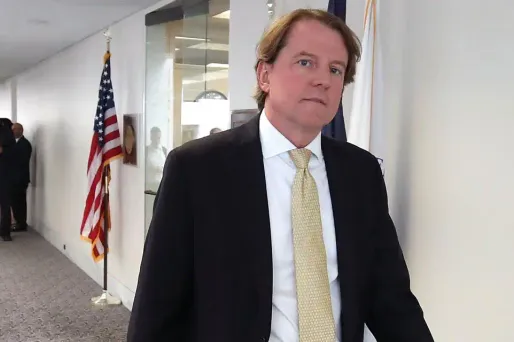 Don McGahn aurait "largement coopéré" avec l'enquête menée par l'équipe de Robert Mueller, selon le "New York Times".