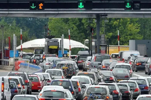 Ce total de bouchons était toutefois inférieur aux pics enregistrés le samedi 11 août et surtout le 4 août.