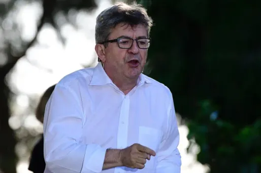 Liêm Hoang-Ngoc critique la posture de Mélenchon sur l'Europe.