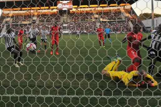 Le score fou d'Angers-Nîmes (3-4) a contribué à ce record de buts.
