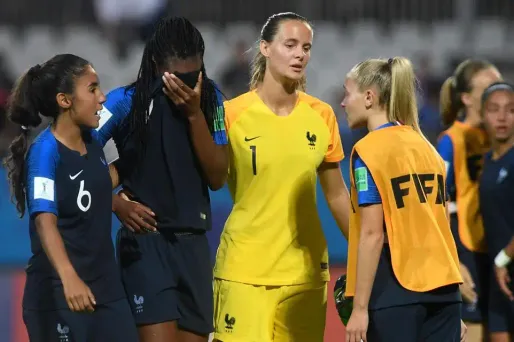 Les jeunes Françaises étaient forcément très déçues, lundi, après leur défaite contre l'Espagne.