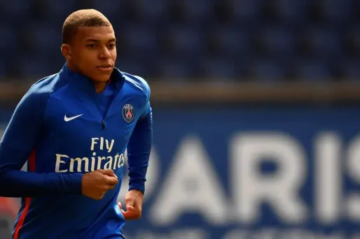 PSG : Kylian Mbappé devrait faire son retour face à Guingamp, Edinson Cavani absent