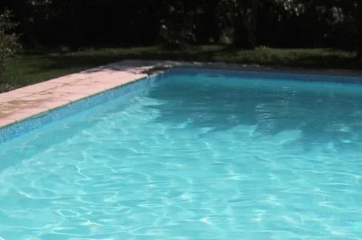 Piscine, illustration, DANIEL JANIN / AFP 1280