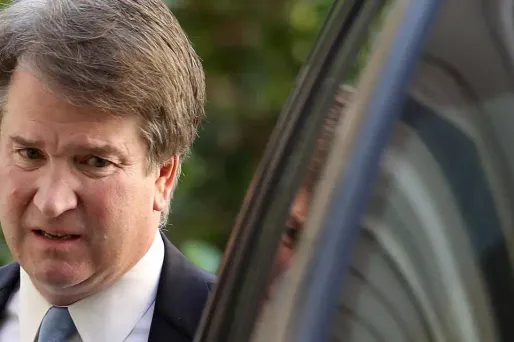 Trois femmes affirment que le juge Brett Kavanaugh a eu un comportement sexuel inapproprié.