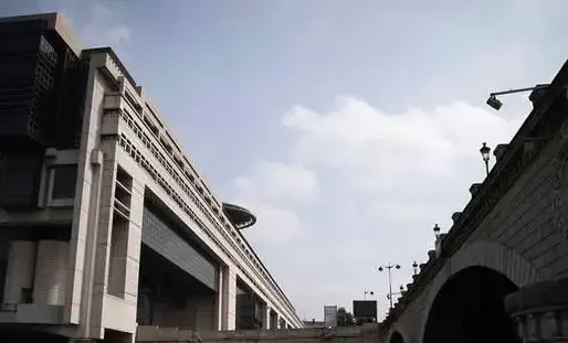 D'après Bercy, seuls les nouveaux contrats seront concernés.