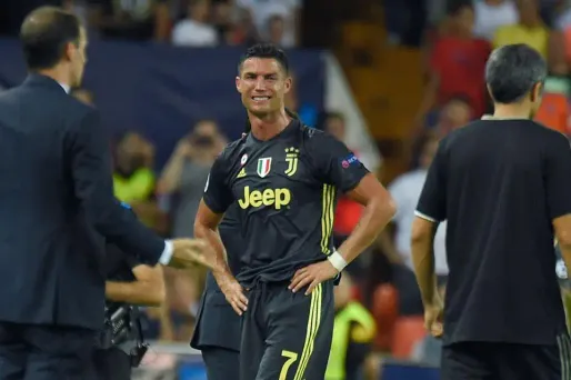 Cristiano Ronaldo a fondu en larmes après son expulsion à Valence.