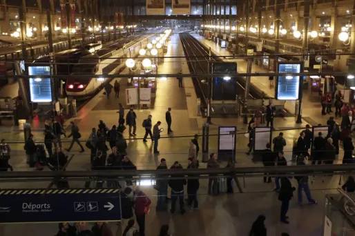 gare du nord, hall de gare 1280
