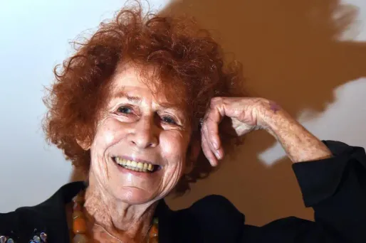 Marceline Loridan-Ivens s'est fait connaître par des documentaires sur le Vietnam ou la Chine de Mao et son témoignage sur la déportation.