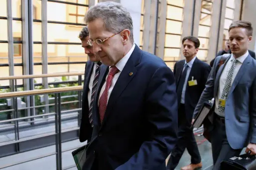 Hans-Georg Maassen est toutefois nommé secrétaire d'Etat au ministère de l'Intérieur.