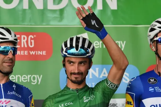 Julian Alaphilippe a conservé 17 secondes d'avance au général sur son dauphin, Wout Poels.