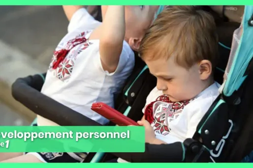 Bébé enfant smartphone 1280