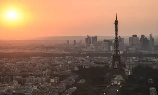Entre le 15 juin et le 26 octobre, il est tombé seulement 6,5 cm d'eau par m² à Paris.