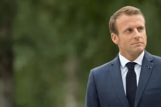 Emmanuel Macron a affirmé sa volonté de poursuivre sa coopération avec ce pays "dans le respect" des "principes démocratiques".