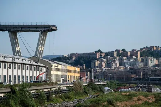 Pont effondré à Gênes : enquête contre le gestionnaire Autostrade