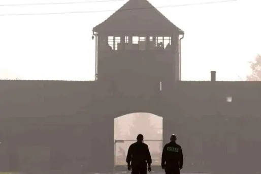 Quelque 1,1 million de personnes, dont un million de juifs européens, ont trouvé la mort à Auschwitz.