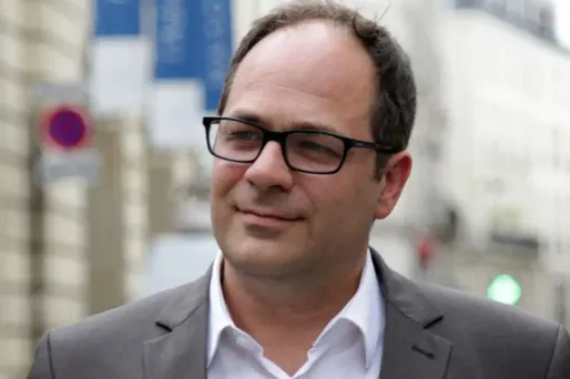 Emmanuel Maurel, qui se rapproche de LFI, dénonce une "opération politique".