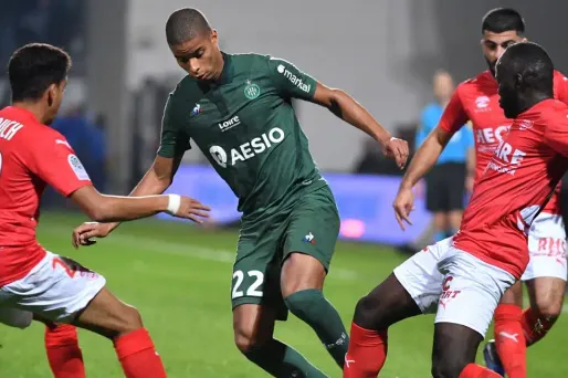 Nîmes a concédé vendredi un neuvième match consécutif sans victoire en Ligue 1.