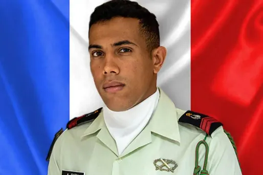Le caporal Abdelatif Rafik, du 14ème régiment d’infanterie de soutien logistique parachutiste de Toulouse, est mort mercredi au Mali.