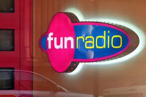 fun radio 1280 JEAN-PIERRE MULLER / AFP