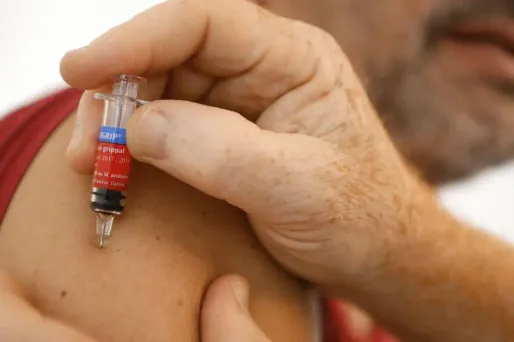 Dans quatre régions, les patients peuvent se faire directement vacciner par le pharmacien.