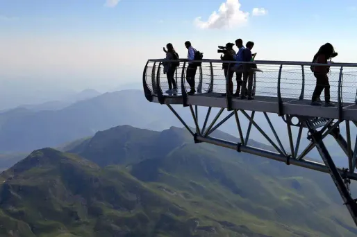 "On est descendu à -2,4 degrés dans la nuit, vers 5h du matin", a expliqué lundi Météo France.