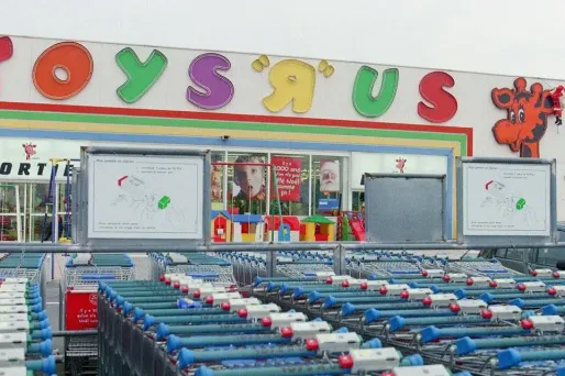 Numéro un de la distribution de jouets en France où il gère 53 magasins, Toys'R'Us avait annoncé mi-mars chercher un repreneur.