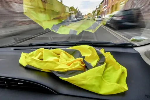 "Gilets jaunes" : le mouvement peut-il faire changer la politique du gouvernement ?