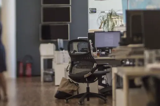 Selon l'OIT, "cette faible croissance salariale devrait perdurer en 2018".