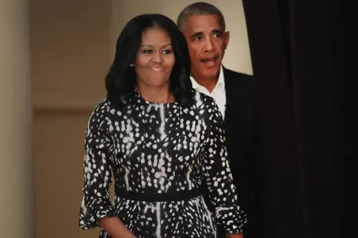 Michelle Obama se confie sur sa vie privée et sur son désintérêt de la politique dans un livre à paraître mardi.