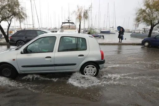 Inondations en Sicile : 12 morts, dont une famille de 9 Italiens