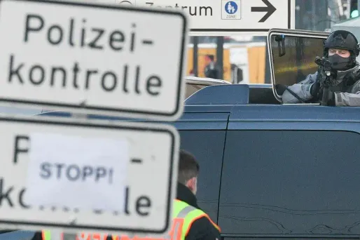 Des contrôles ont été mis en place aux frontières entre la France et l'Allemagne.