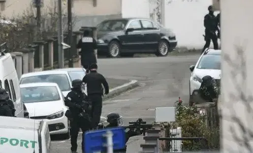 Une opération de police a eu lieu jeudi après-midi dans le quartier du Neudorf.