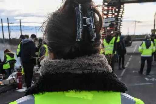 "Gilets jaunes" - Après le témoignage d'Emma sur Europe 1, il décide de l'aider : elle était dans "une situation que j'ai trouvée insupportable"