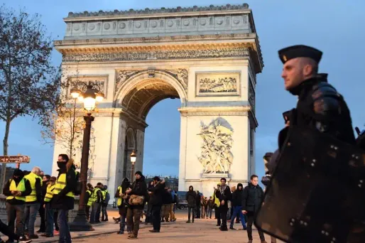 Des contrôles seront ainsi menés "dès ce soir (vendredi), pour détecter celles et ceux qui viennent à Paris pour en découdre", a aussi prévenu le préfet. Image d'illustration.