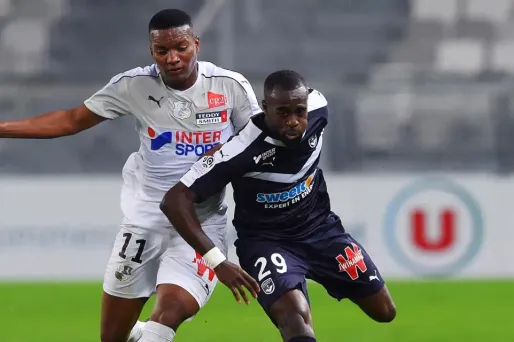 Amiens laisse la place de barragiste à Dijon avant la trêve hivernale.