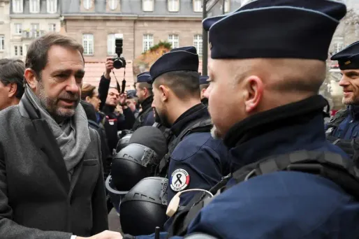 Christophe Castaner doit recevoir mardi les représentants des policiers.