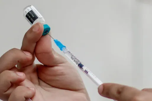 De nombreuses pharmacies ont déjà écoulé leurs stocks de vaccins contre la grippe.