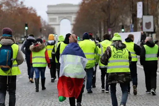 Plusieurs groupes Facebook ont été créés pour permettre aux "gilets jaunes" célibataires de se rencontrer.