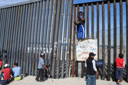 Plus de 6.000 migrants étaient arrivés à la frontière entre le Mexique et les États-Unis.