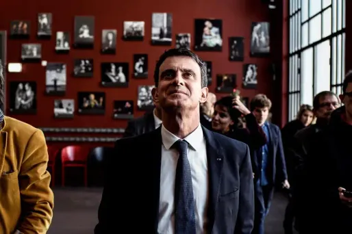Manuel Valls, ici à Villeurbanne, vit une campagne de la primaire agitée.