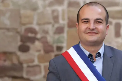 David Rachline écarte par ailleurs l'idée selon laquelle des électeurs FN se seraient immiscés dans le scrutin organisé par le PS.