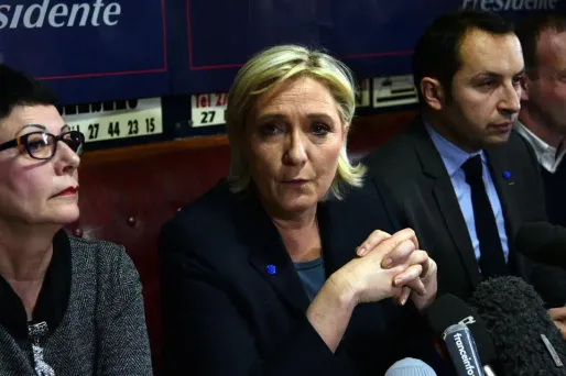Nord : à Denain, Marine Le Pen évoque l'insécurité et met en cause "1.000 Roms"