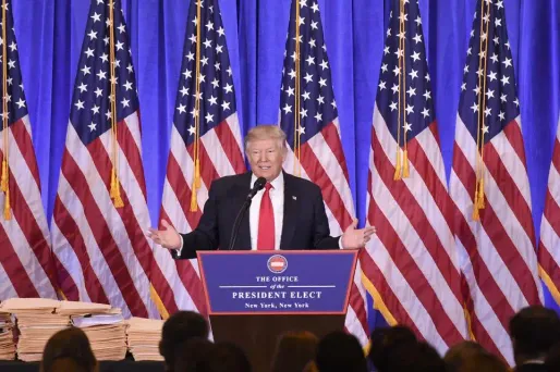 Quelques jours avant sa prise de fonctions officielle le 20 janvier prochain, Donald Trump a donné une conférence de presse assez surréaliste mercredi soir.