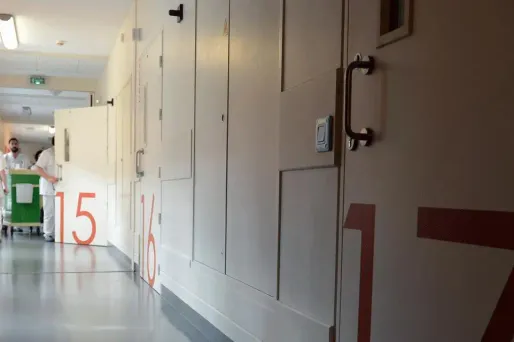 En cancérologie, par exemple, des anciens malades animent des ateliers avec les nouveaux patients.