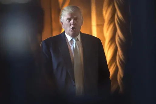 Donald Trump a fustigé l'action d'opposants "malades dans leur tête".