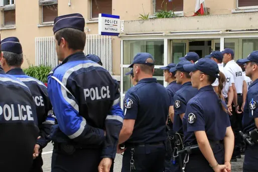 Quinze kilos de cocaïne ont été saisis en Corse et quatorze personnes mises en examen dans le cadre d'un trafic de stupéfiants entre les Pays-Bas et l'île.