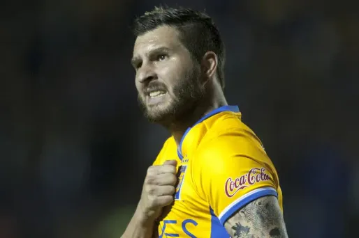 Football : Gignac permet aux Tigres de ne pas sombrer