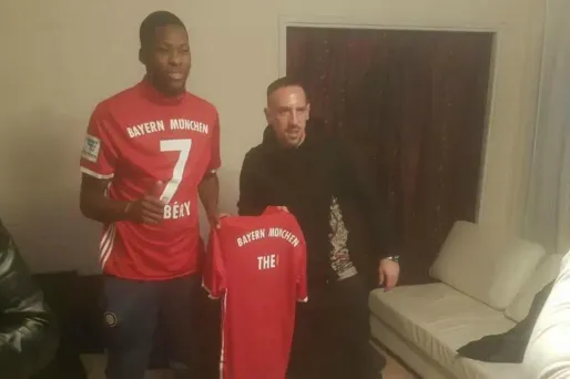 Théo a reçu la visite et le soutien de Franck Ribéry.