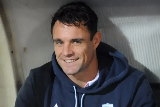 Dan Carter a été lâché par son sponsor Land Rover après avoir été contrôlé ivre au volant.