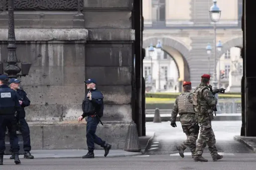 Un militaire avait été blessé lors de l'attaque perpétrée vendredi dernier à proximité du Louvre.